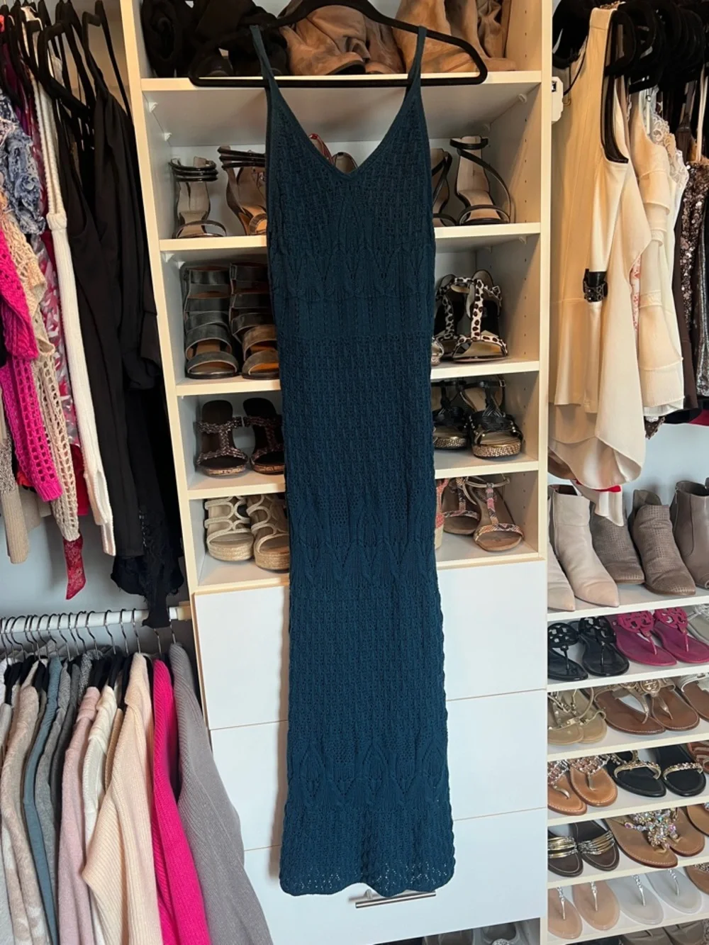 Sleeveless Teal Knit Maxi Dress with V-Neck - Picture 2 of 7